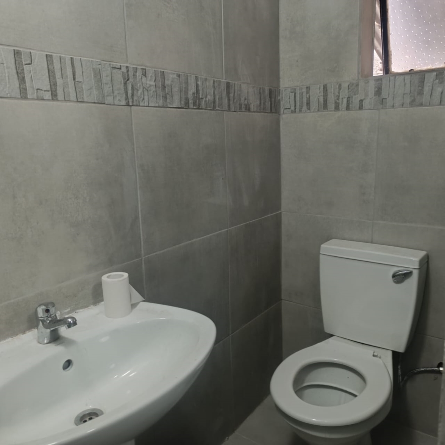 To Let 5 Bedroom Property for Rent in Sasolburg Free State